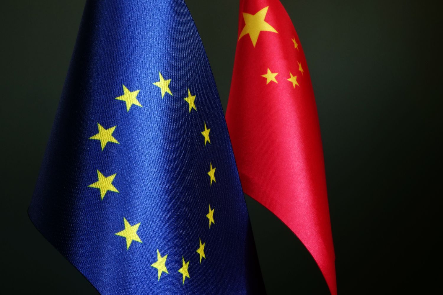 Conversazione Uno Sguardo Sul Mondo. Cina Ed Europa A Confronto