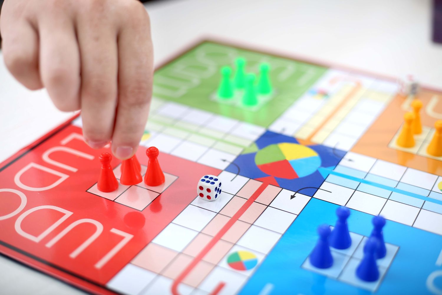 Gamenight (3)