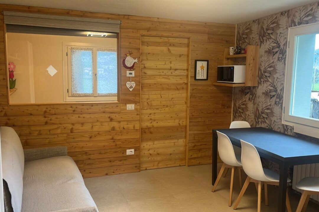 CASA VIA GER Copertina