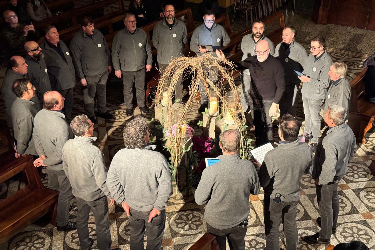 Coro CAMOS @fbCoroCàmos